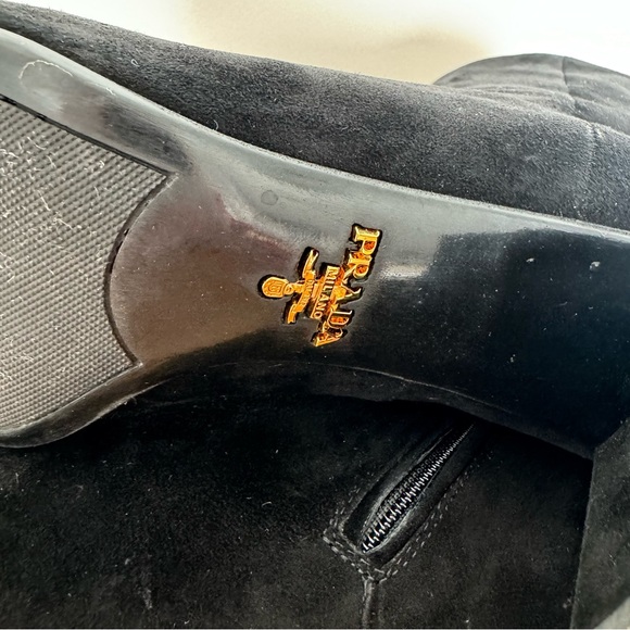 Prada suede boots size6. Authentic - Picture 7 of 9